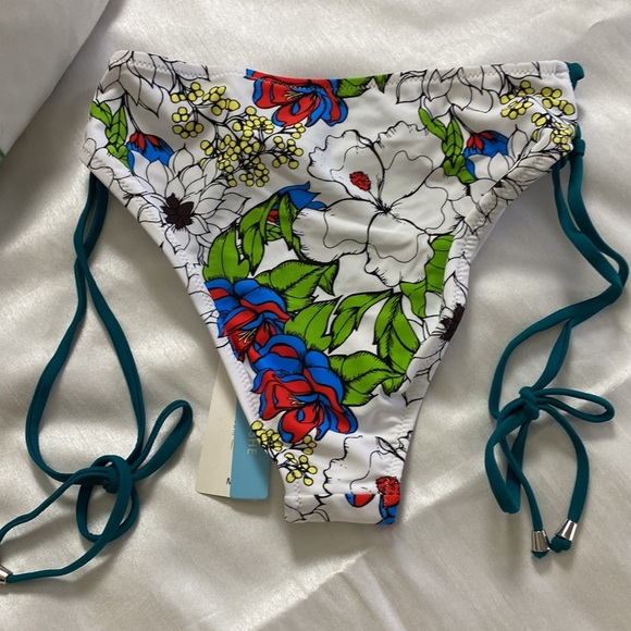 Cupshe Floral Swim Bottom - Picture 4 of 5